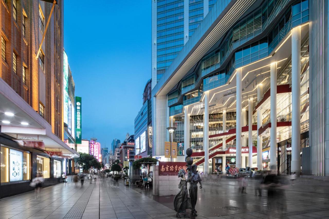 Crowne Plaza Shanghai Nanjing Road By Ihg Εξωτερικό φωτογραφία The shopping mall