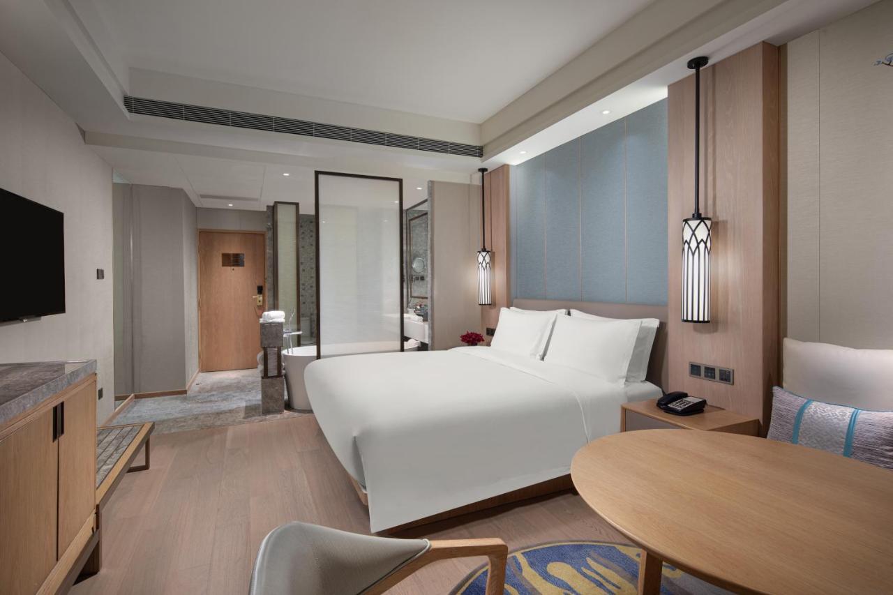 Crowne Plaza Shanghai Nanjing Road By Ihg Εξωτερικό φωτογραφία Deluxe Room